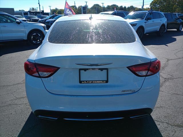 2015 chrysler 200 c