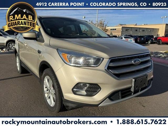 2017 ford escape se