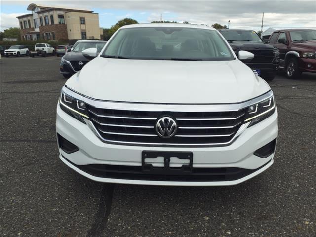 2022 volkswagen passat 2.0t se