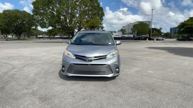 2018 toyota sienna xle premium