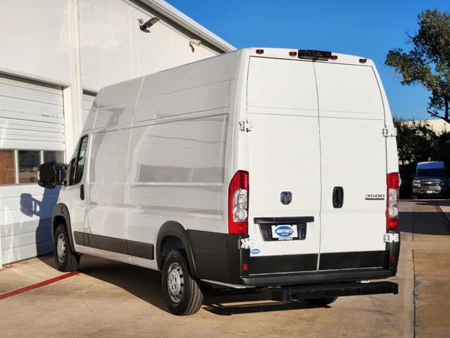 2023 ram promaster 3500 base