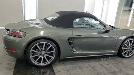 2022 Porsche 718
