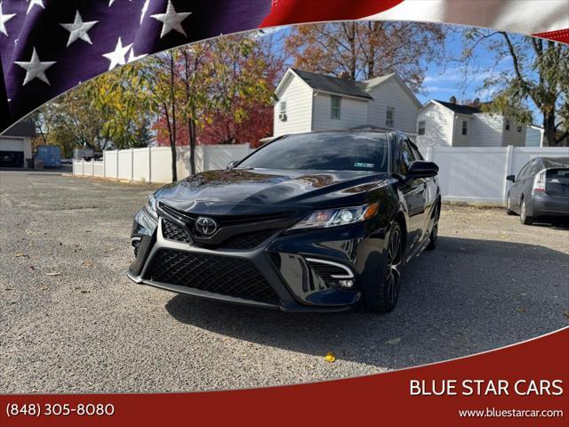 2020 toyota camry se