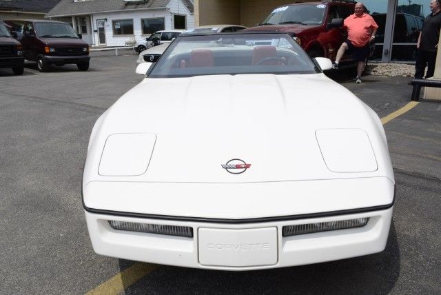 1988 chevrolet corvette base convertible 2-door 5.7l 39,000