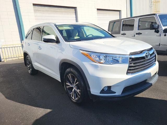 2016 toyota highlander xle