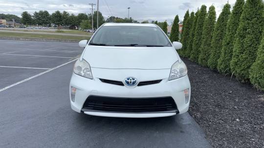 2015 Toyota Prius door 2