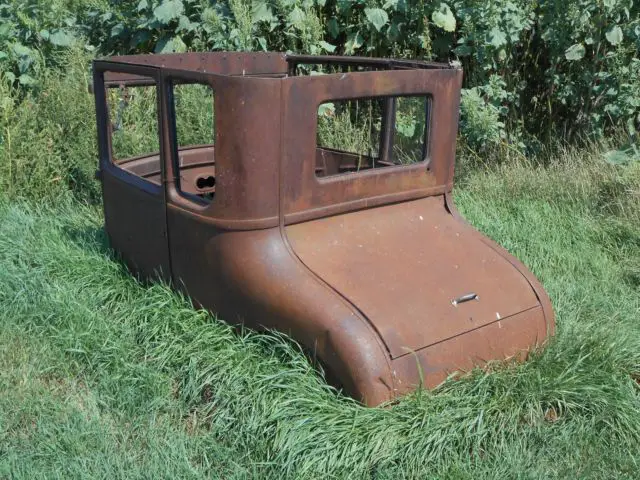 1926 or 27 model t coupe body