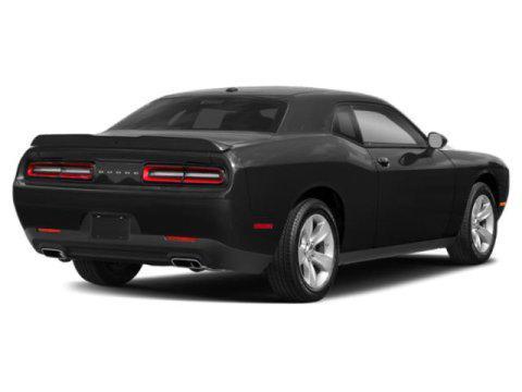 2022 dodge challenger sxt