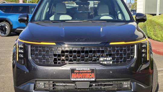 2025 Kia Carnival