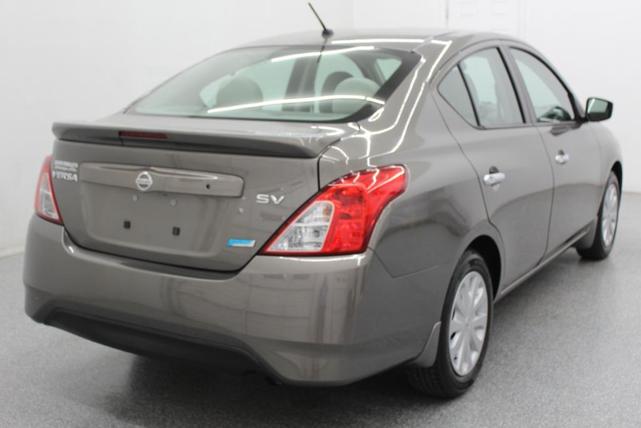 2015 nissan versa 1.6 sv