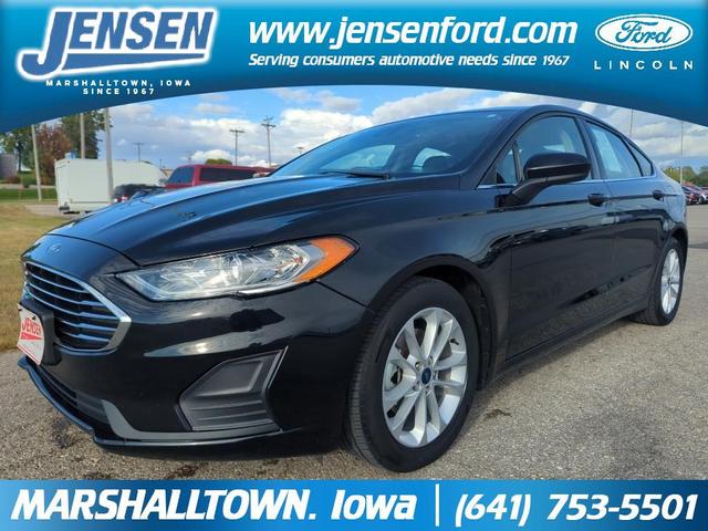 2020 ford fusion se