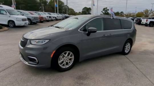 2023 Chrysler Pacifica