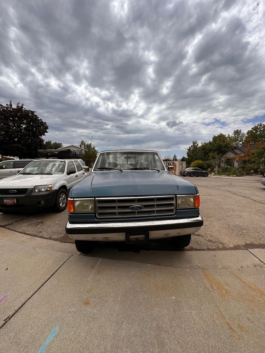 1988 ford f-250 pickup blue 4wd automatic
