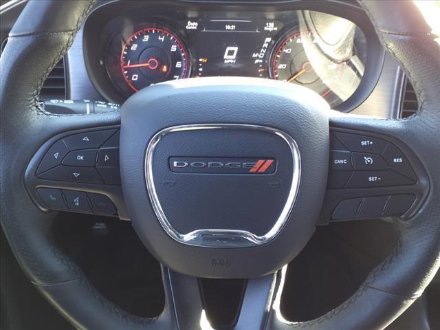 2017 dodge charger sxt