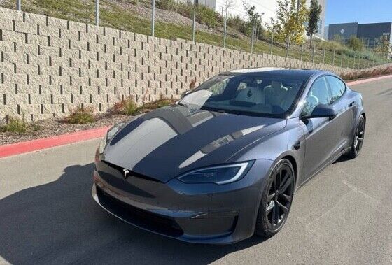 2022 tesla model s