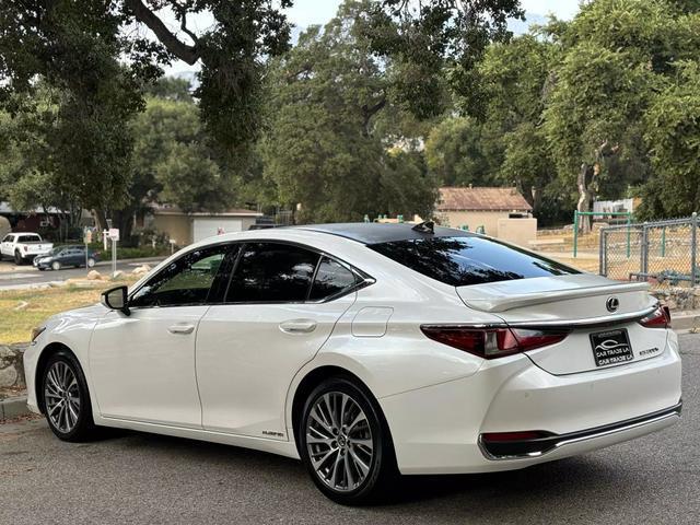 2020 lexus es 300h luxury