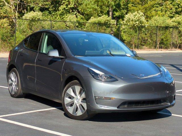 2023 tesla model y long range
