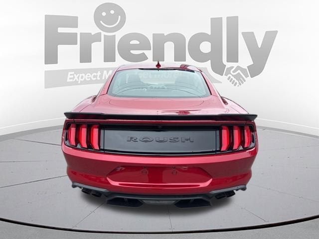 2022 ford mustang gt premium