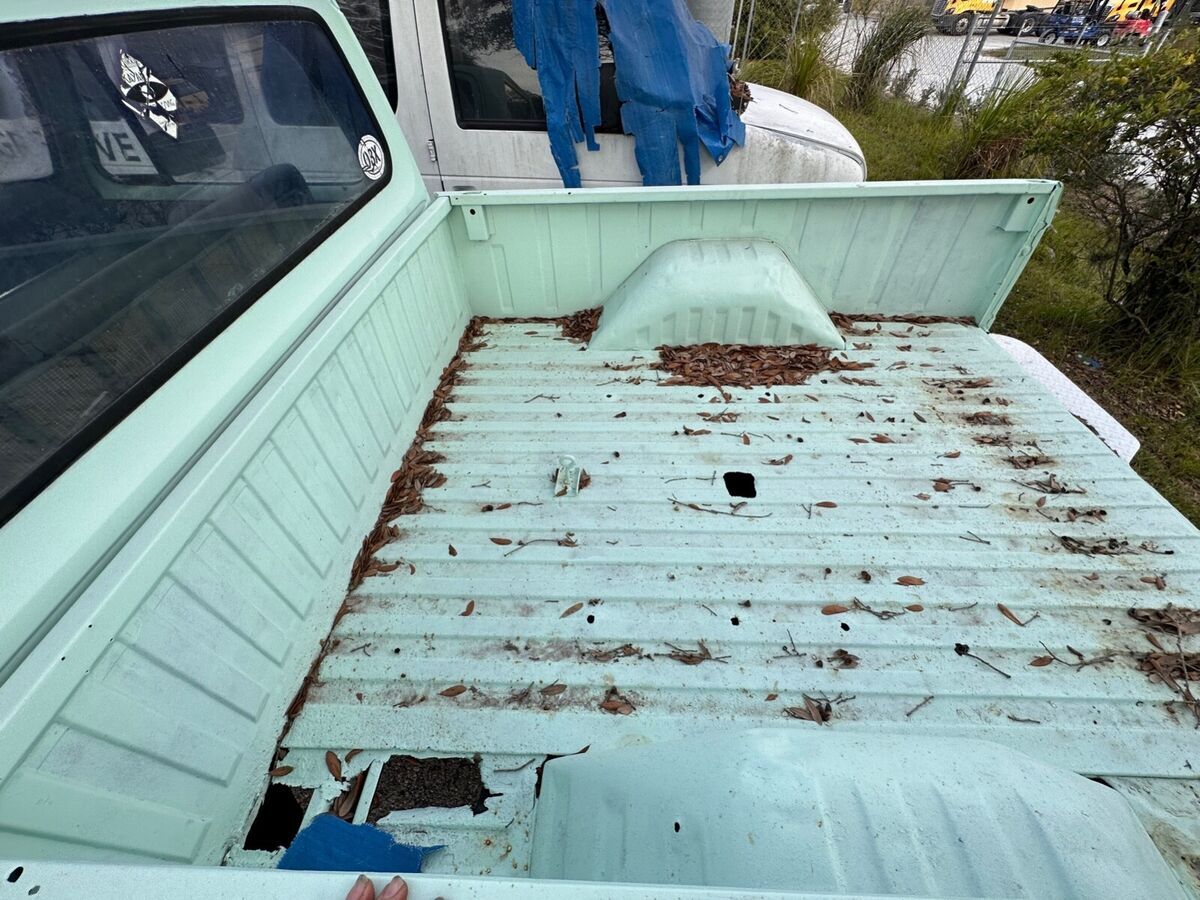 1979 dodge power ram 4x4 v8 a/c short bed truck hand painted drivable project