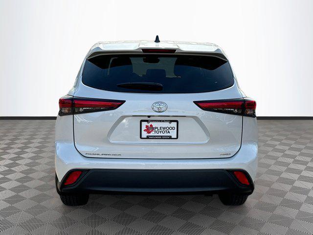 2023 toyota highlander l