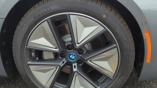 2024 BMW i4