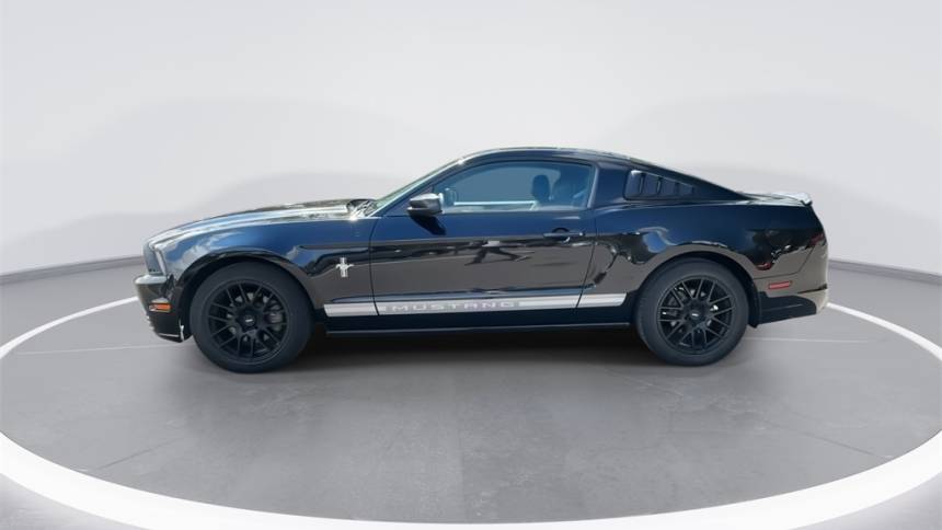 2013 ford mustang v6