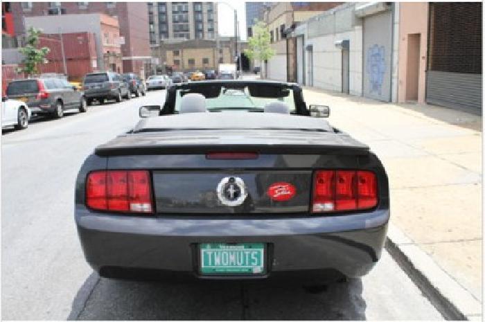 2009 ford mustang convertible in new york, ny
