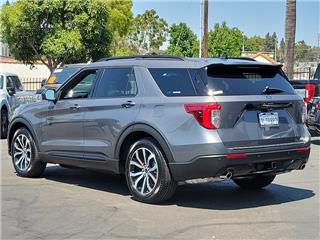 2024 Ford Explorer st-line
