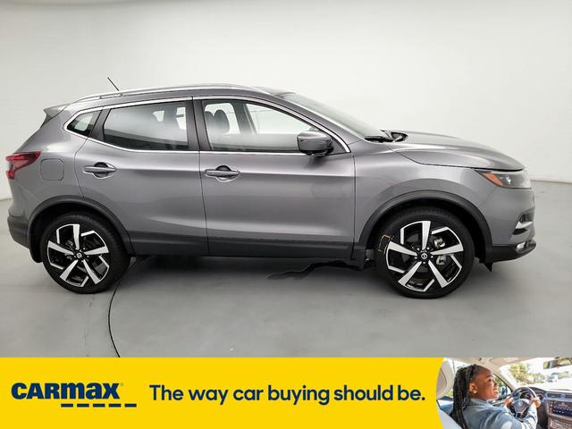 2022 nissan rogue sport sl