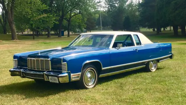 18,726 orig. miles! showroom conditon - all original paint