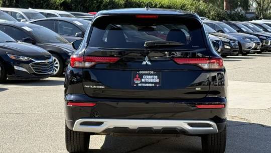 2024 Mitsubishi Outlander
