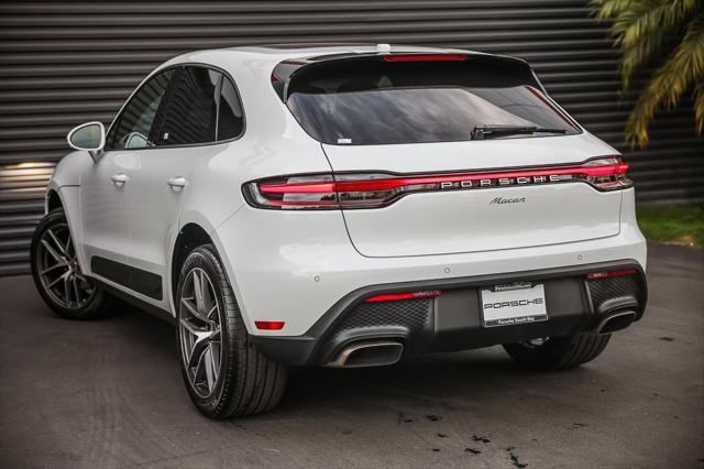2024 porsche macan base