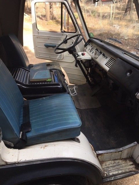 1967 ford classic econoline vintage van