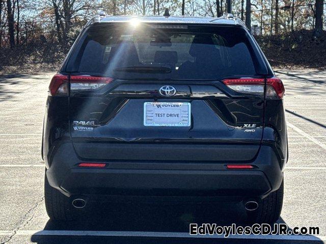 2023 toyota rav4 xle