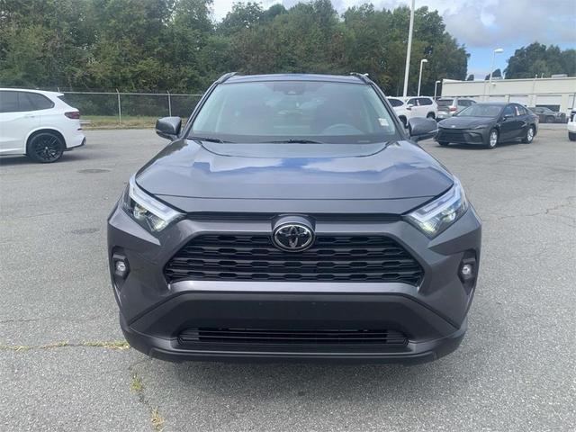 2024 toyota rav4 xle premium