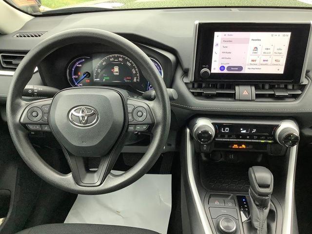 2024 toyota rav4 hybrid le