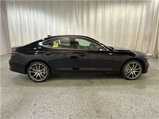 2025 Genesis G70 2.5t standard
