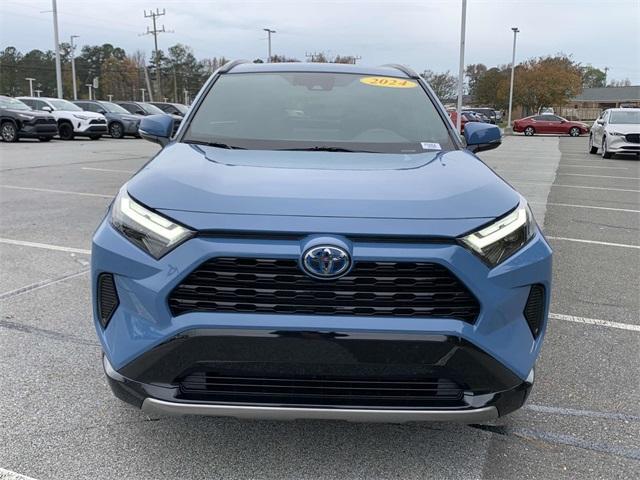 2024 toyota rav4 hybrid se