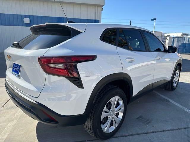 2024 chevrolet trax ls