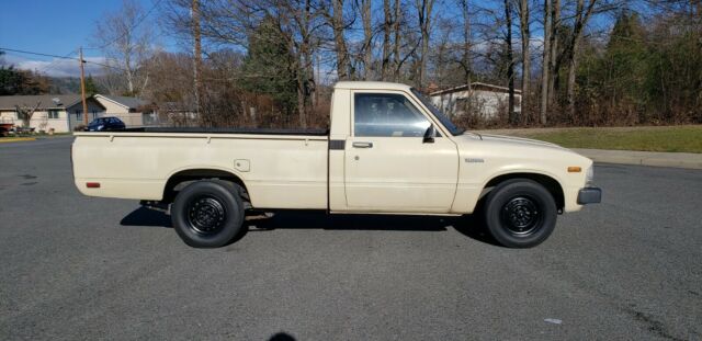 1983 toyota pickup ***64k*** original miles