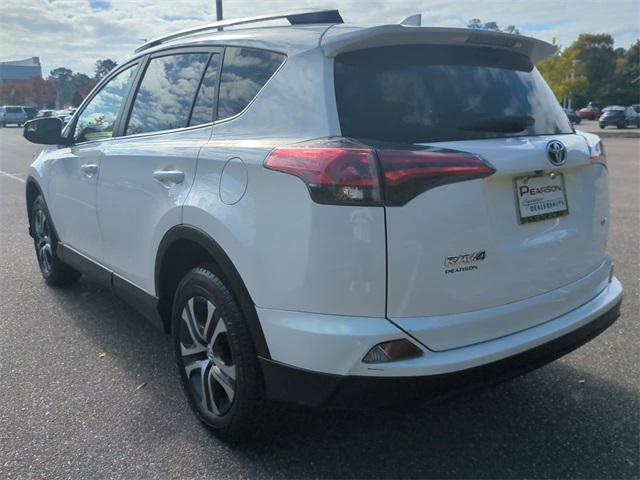 2016 toyota rav4 le
