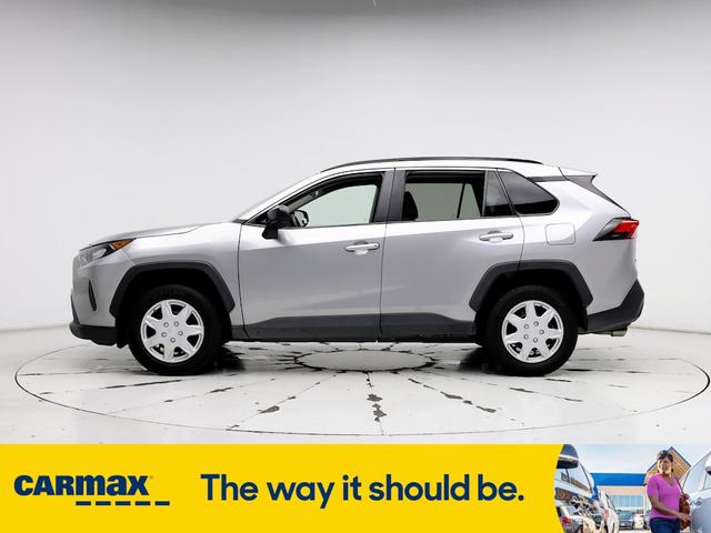 2021 toyota rav4 le