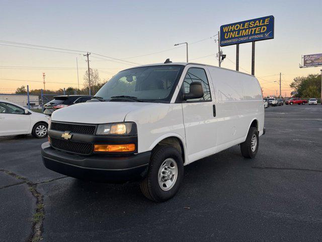 2021 chevrolet express 2500 rwd 2500 regular wheelbase wt