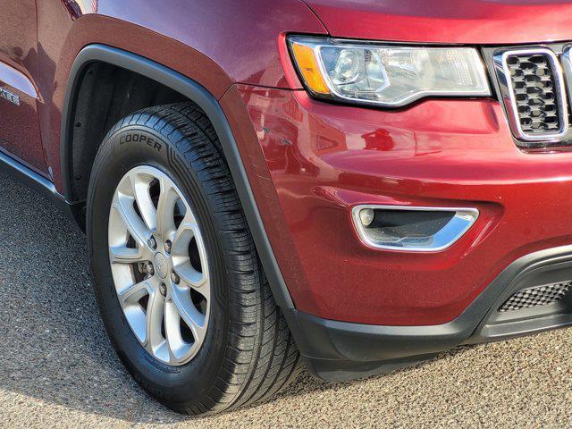 2022 jeep grand cherokee laredo