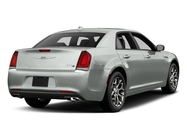 2017 chrysler 300 s