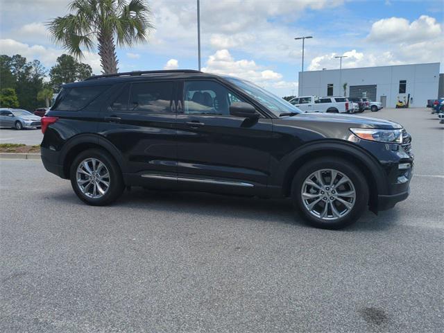 2023 ford explorer xlt