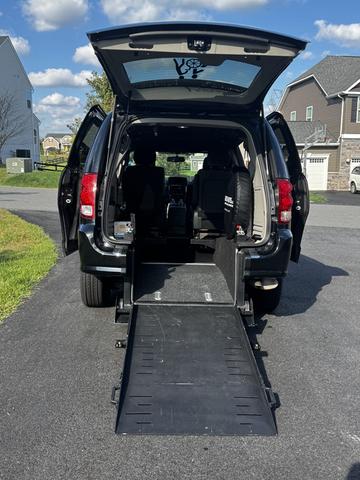 2018 dodge grand caravan sxt