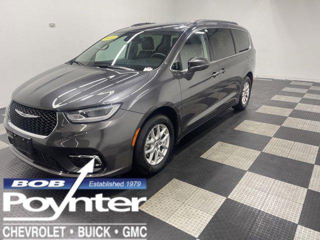2022 chrysler pacifica touring l