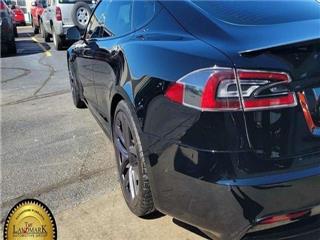 2022 Tesla Model S plaid