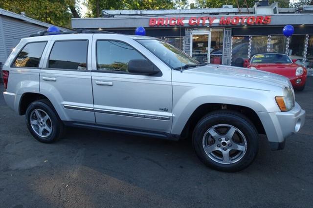 2006 jeep grand cherokee laredo